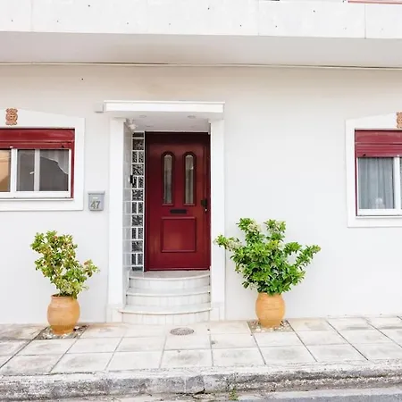 Kalamata Seaside Garden House Faraí
